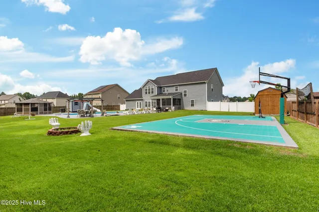 $650,000 | 609 Thornbrooke Drive, Hope Mills, NC 28348