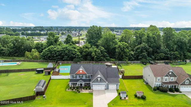 $650,000 | 609 Thornbrooke Drive, Hope Mills, NC 28348