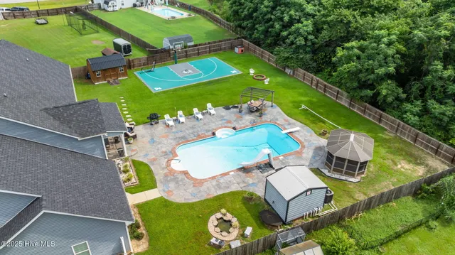 $650,000 | 609 Thornbrooke Drive, Hope Mills, NC 28348