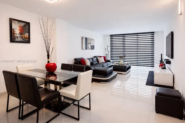 $2,800 | 19380 Collins Avenue, Unit 307, Sunny Isles Beach, FL 33160