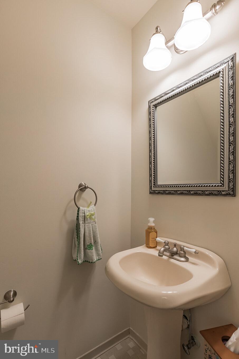 8690 Lowell Road Pomfret, MD 20675 - Photo 9 of 18 Powder room