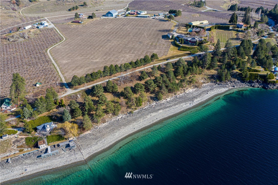 -par B Par B Green's Landing Road Manson, WA 98831 - Photo 3 of 34 Gallery Image 3