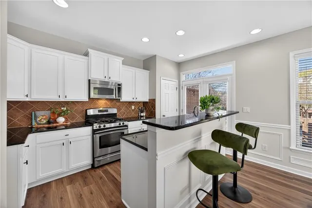 $525,000 | 870 Commonwealth Avenue Southeast, Atlanta, GA 30312