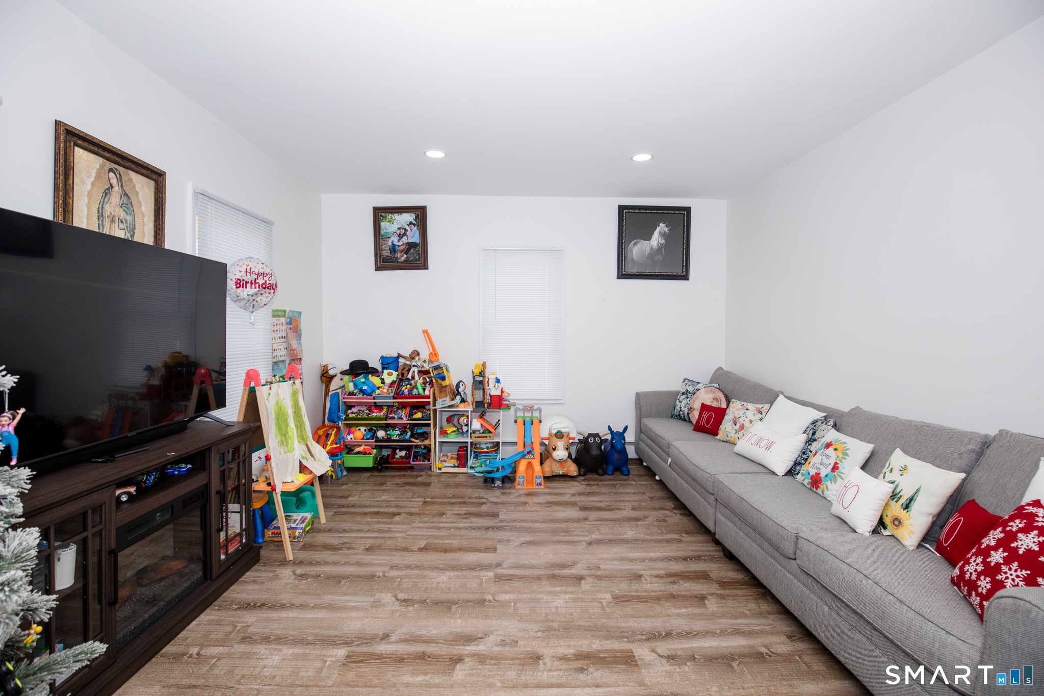 78 Martin Street Hartford, CT 06120 - Photo 13 of 33