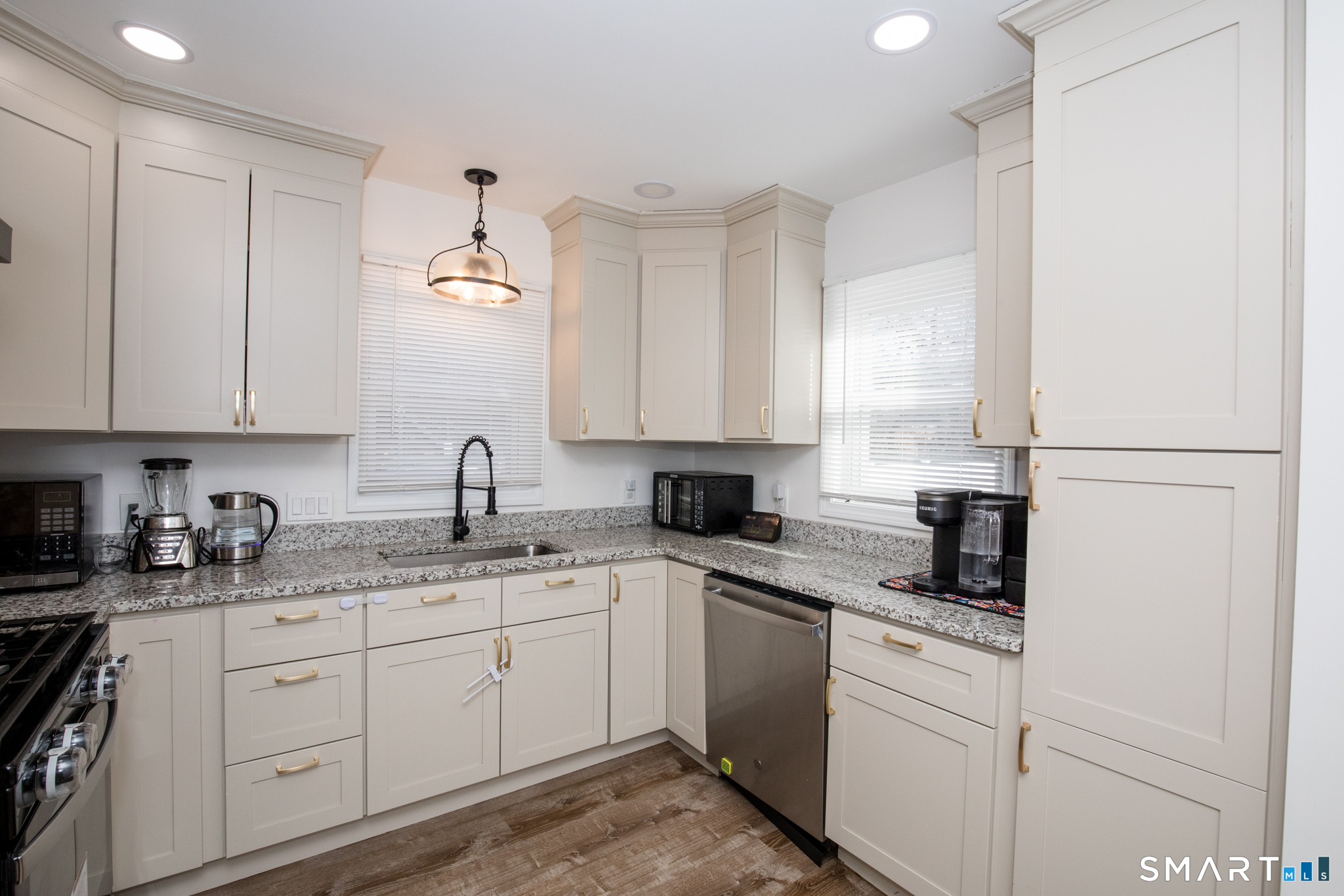 78 Martin Street Hartford, CT 06120 - Photo 20 of 33