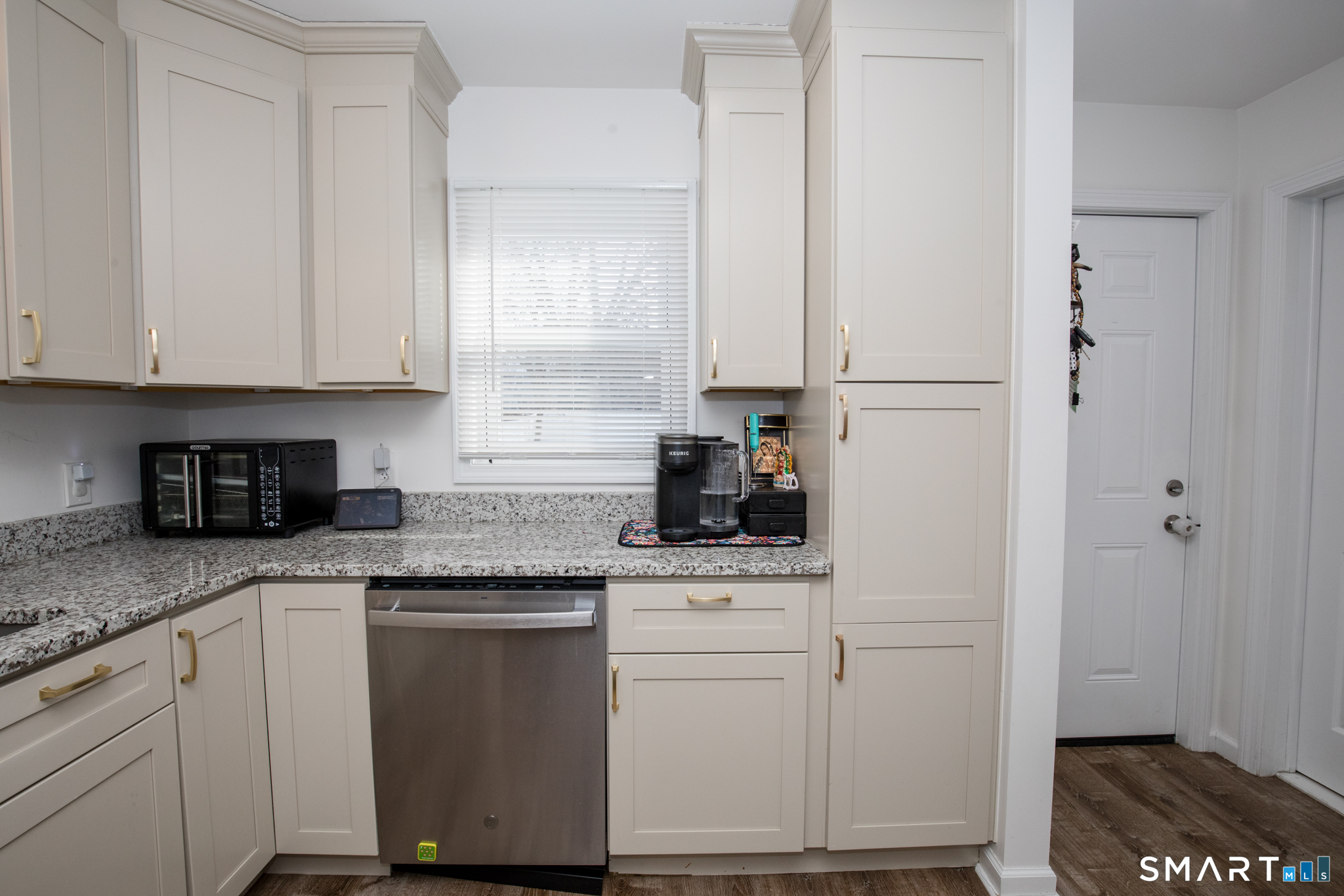 78 Martin Street Hartford, CT 06120 - Photo 22 of 33