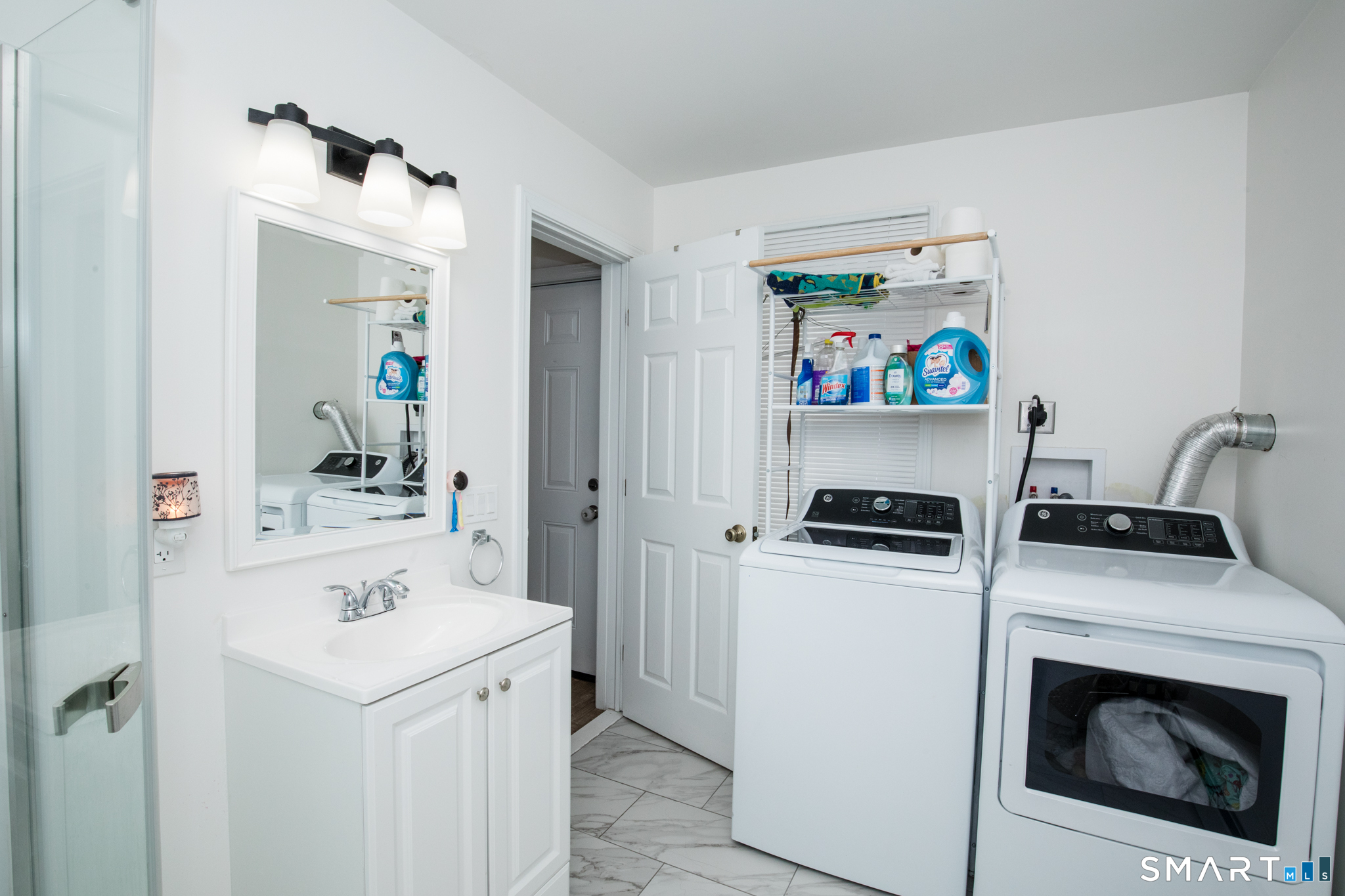 78 Martin Street Hartford, CT 06120 - Photo 26 of 33