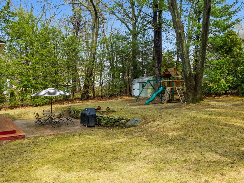 17 Bertwell Road Lexington, MA 02420 - Photo 23 of 28 Gallery Image 23