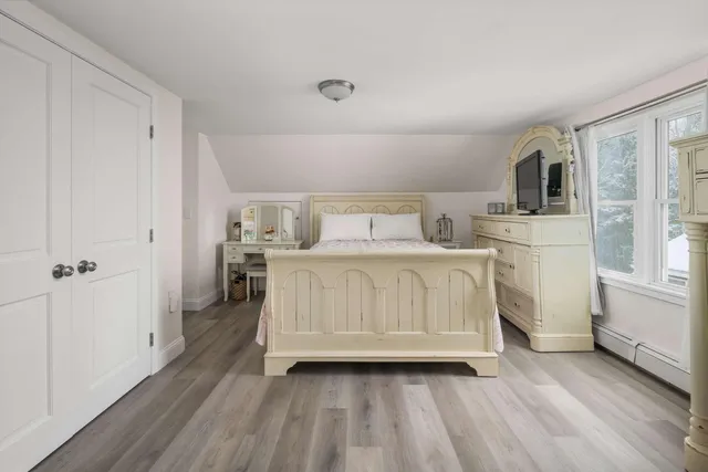 $1,015,000 | 208 Long Sands Road, York, ME 03909