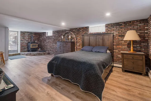 $1,015,000 | 208 Long Sands Road, York, ME 03909