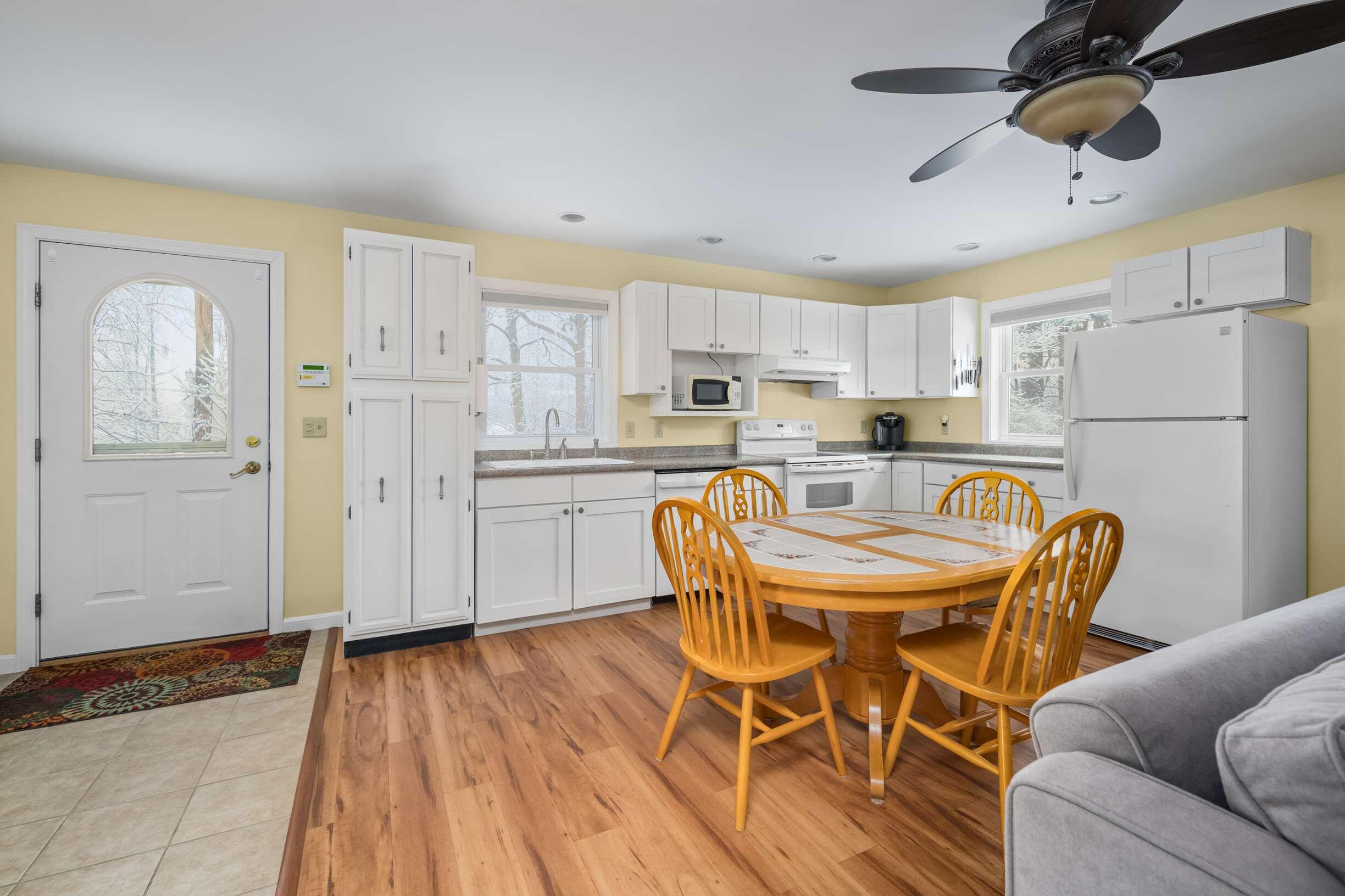 208 Long Sands Road York, ME 03909 - Photo 29 of 41 Kitchen