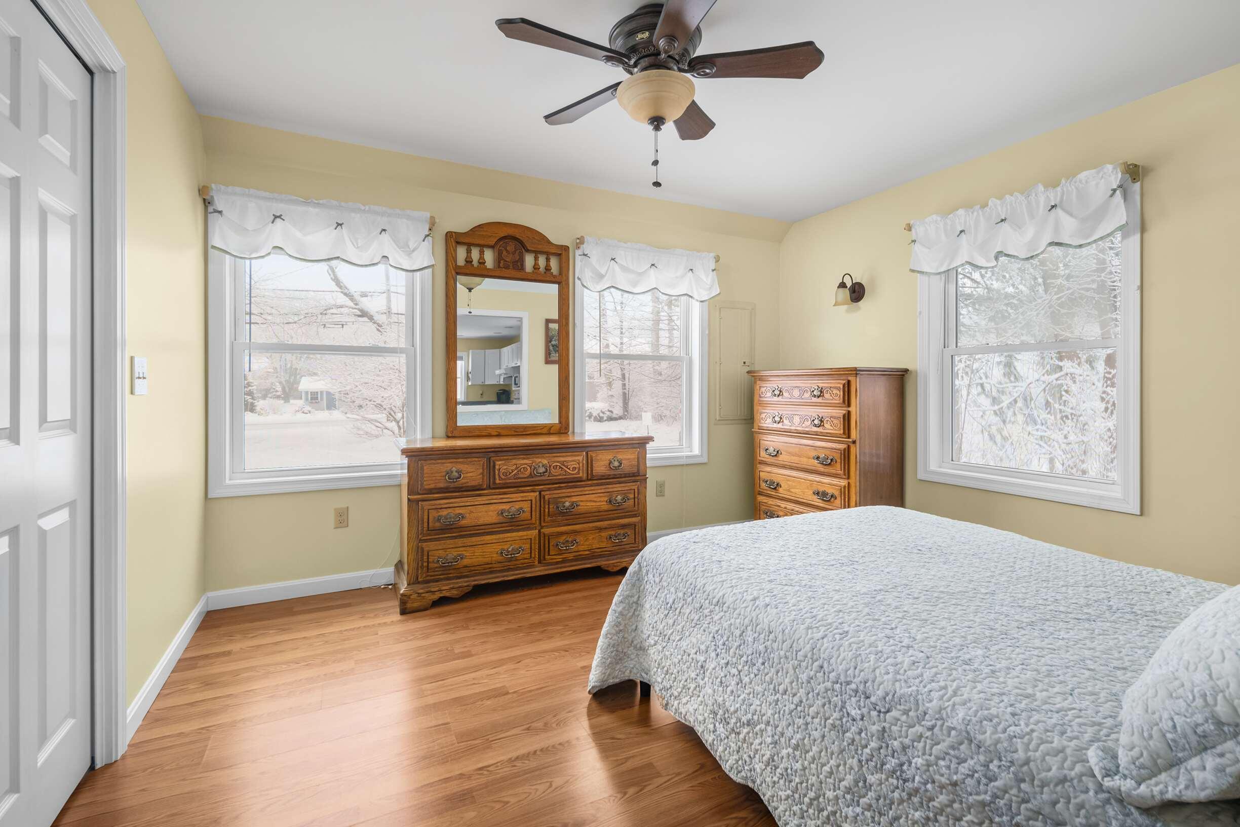 208 Long Sands Road York, ME 03909 - Photo 30 of 41 Bedroom