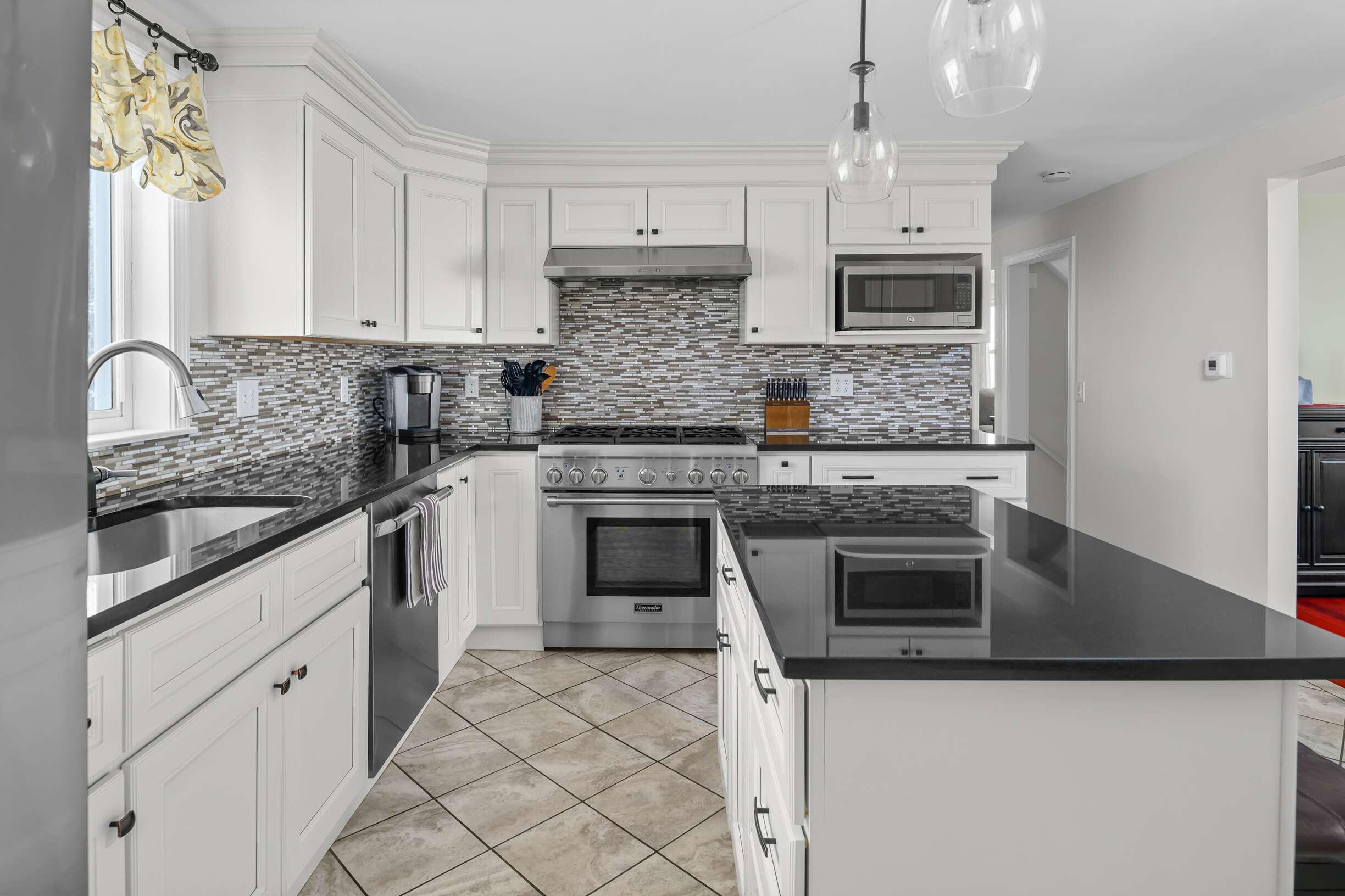 208 Long Sands Road York, ME 03909 - Photo 5 of 41 Kitchen