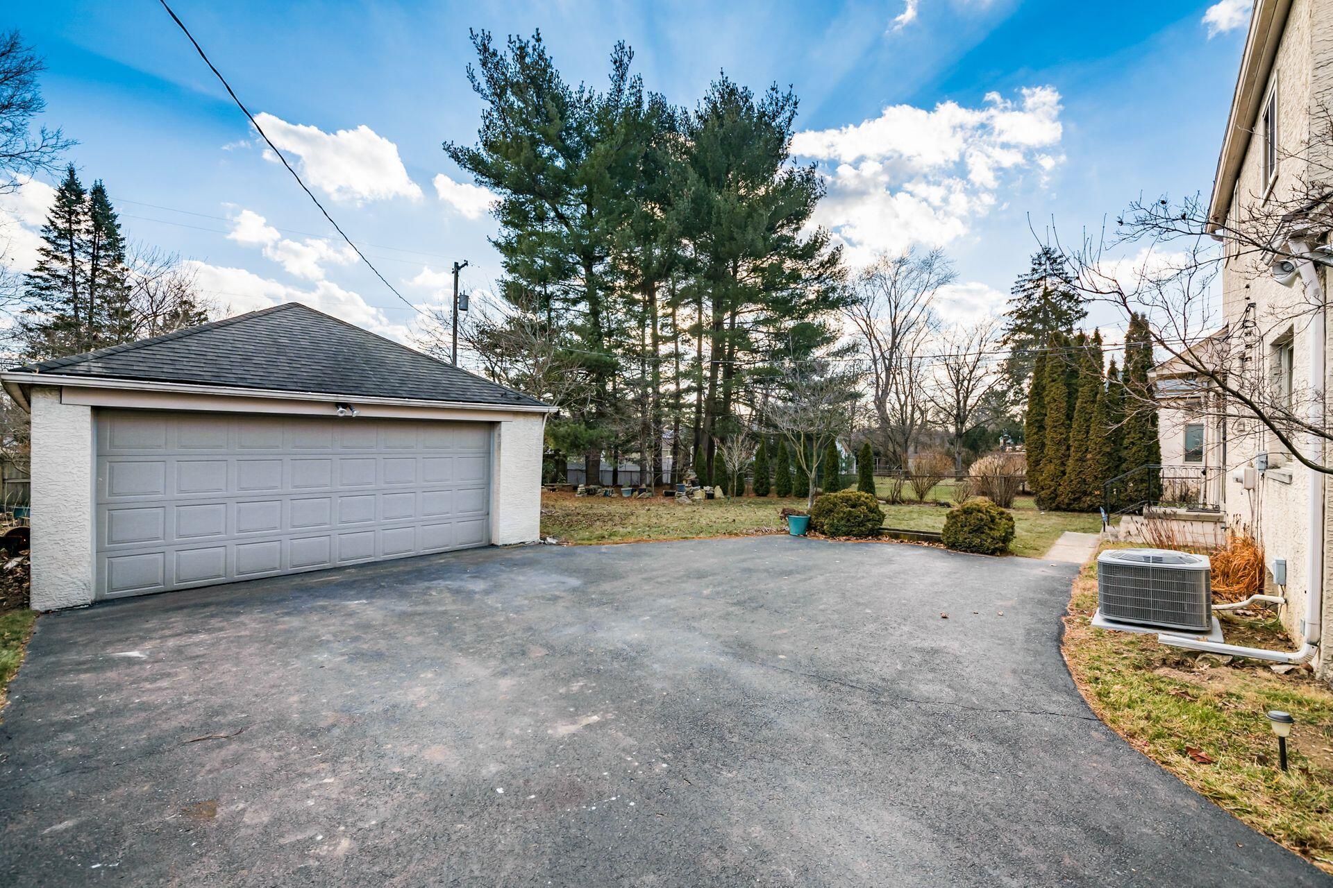 147 West Cooke Road Columbus, OH 43214 - Photo 51 of 57 053_277_L 147 W Cooke Rd124-2