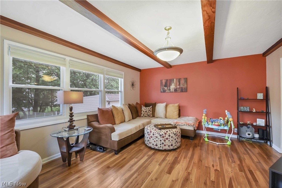 1356 Gordon Road Lyndhurst, OH 44124 - Photo 15 of 28