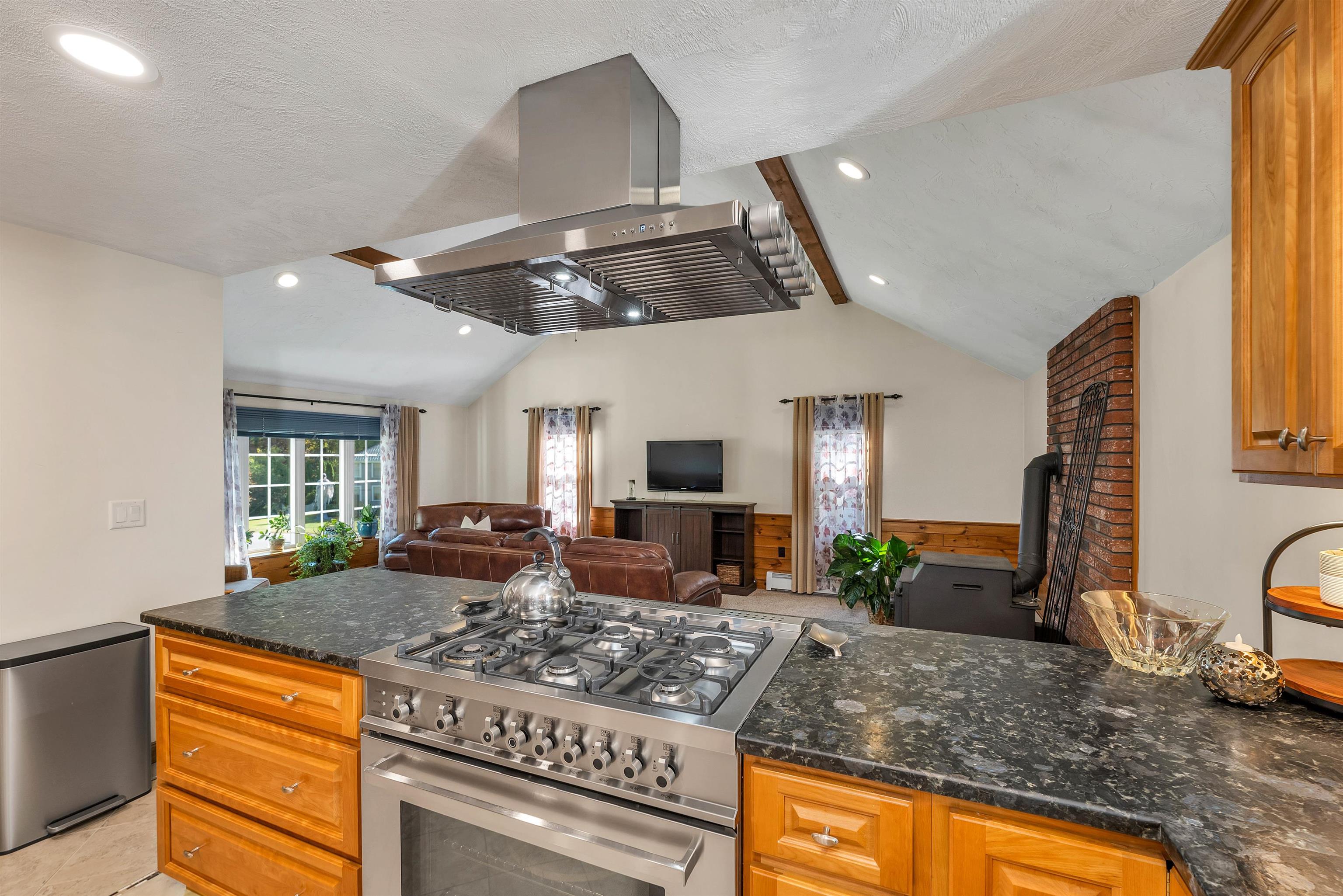 18 Millstone Road Windham, NH 03087 - Photo 41 of 43