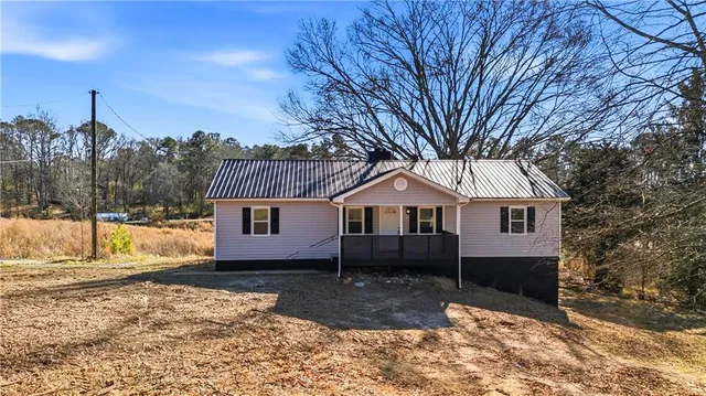 $425,000 | 1781 Brooks Road Southeast, Dacula, GA 30019