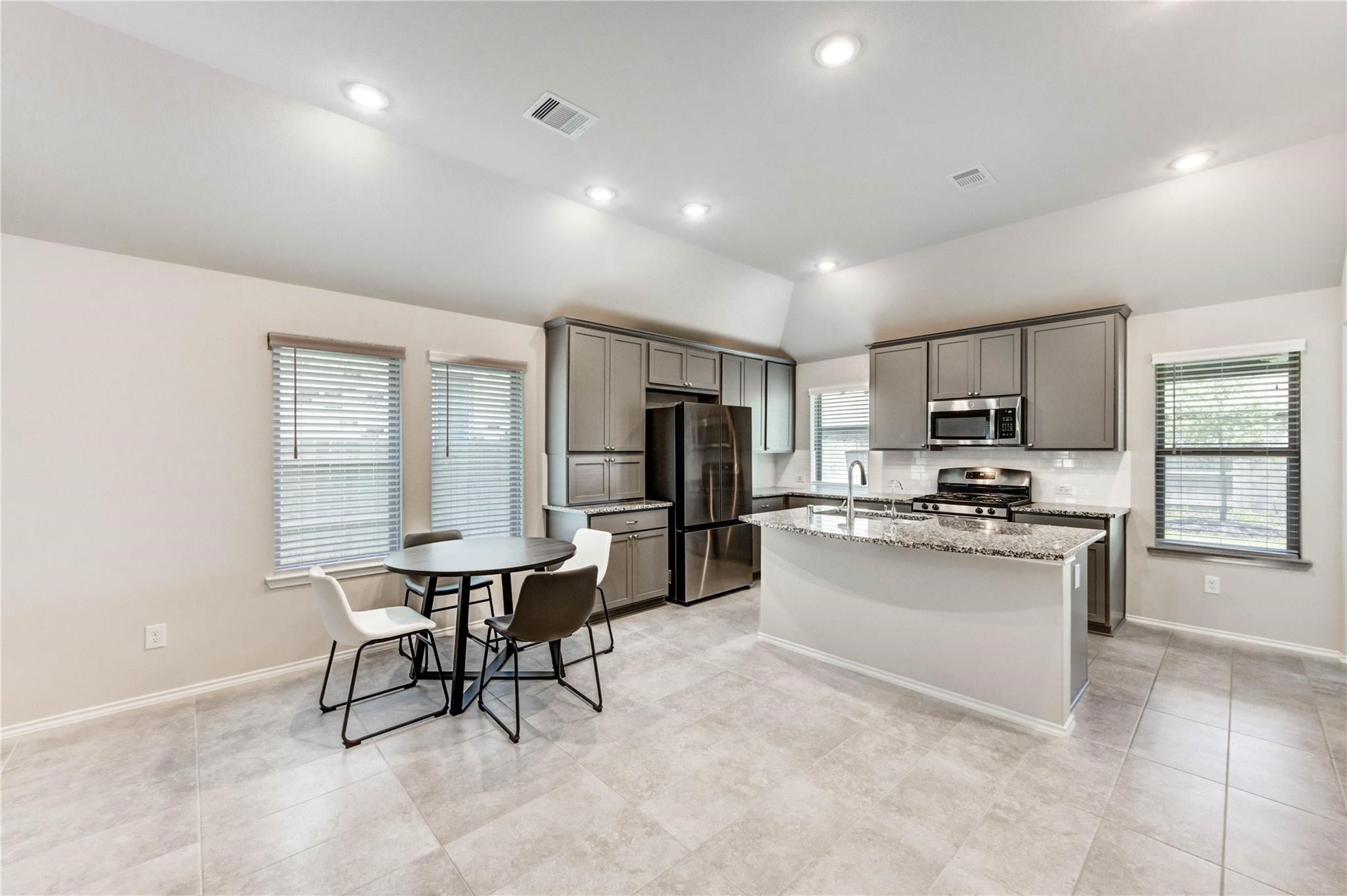 4806 Cedar Butte Lane Manvel, TX 77578 - Photo 5 of 18 Open Concept (2025)