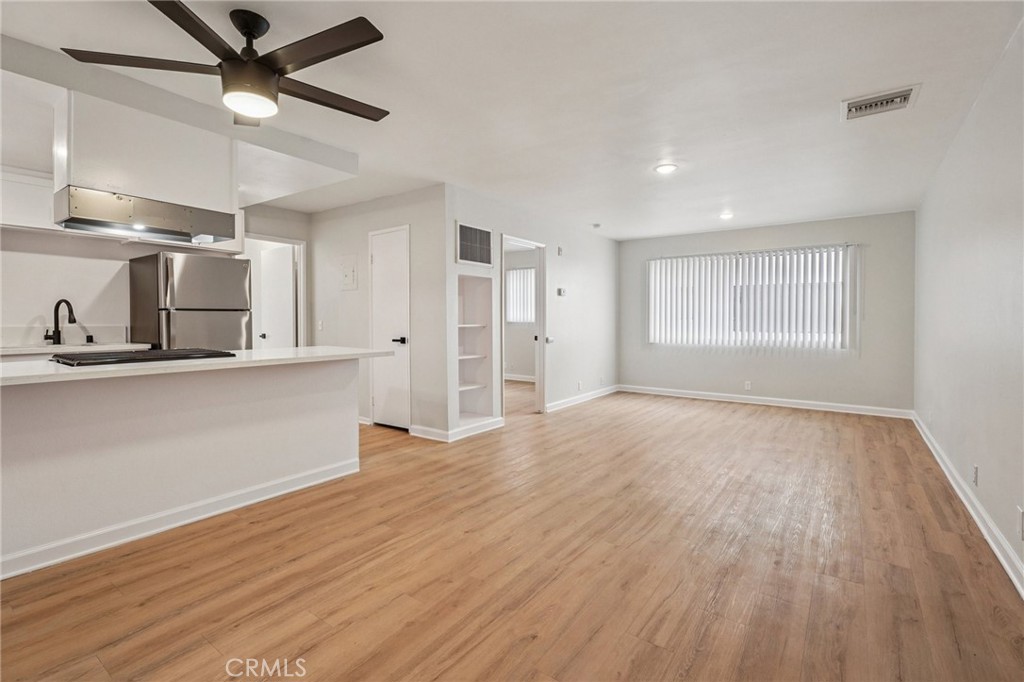 420 West Windsor Road Glendale, CA 91204 - Photo 16 of 21