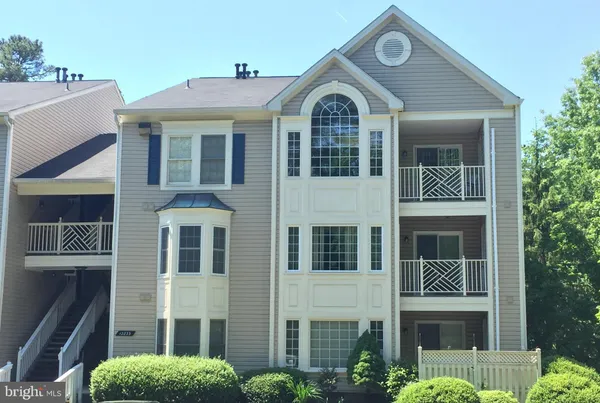 $2,495 | 12233 Fairfield House Drive, Unit 206B, Fairfax, VA 22033