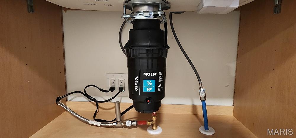 10724 Lacklink Road St. Louis, MO 63114 - Photo 11 of 47