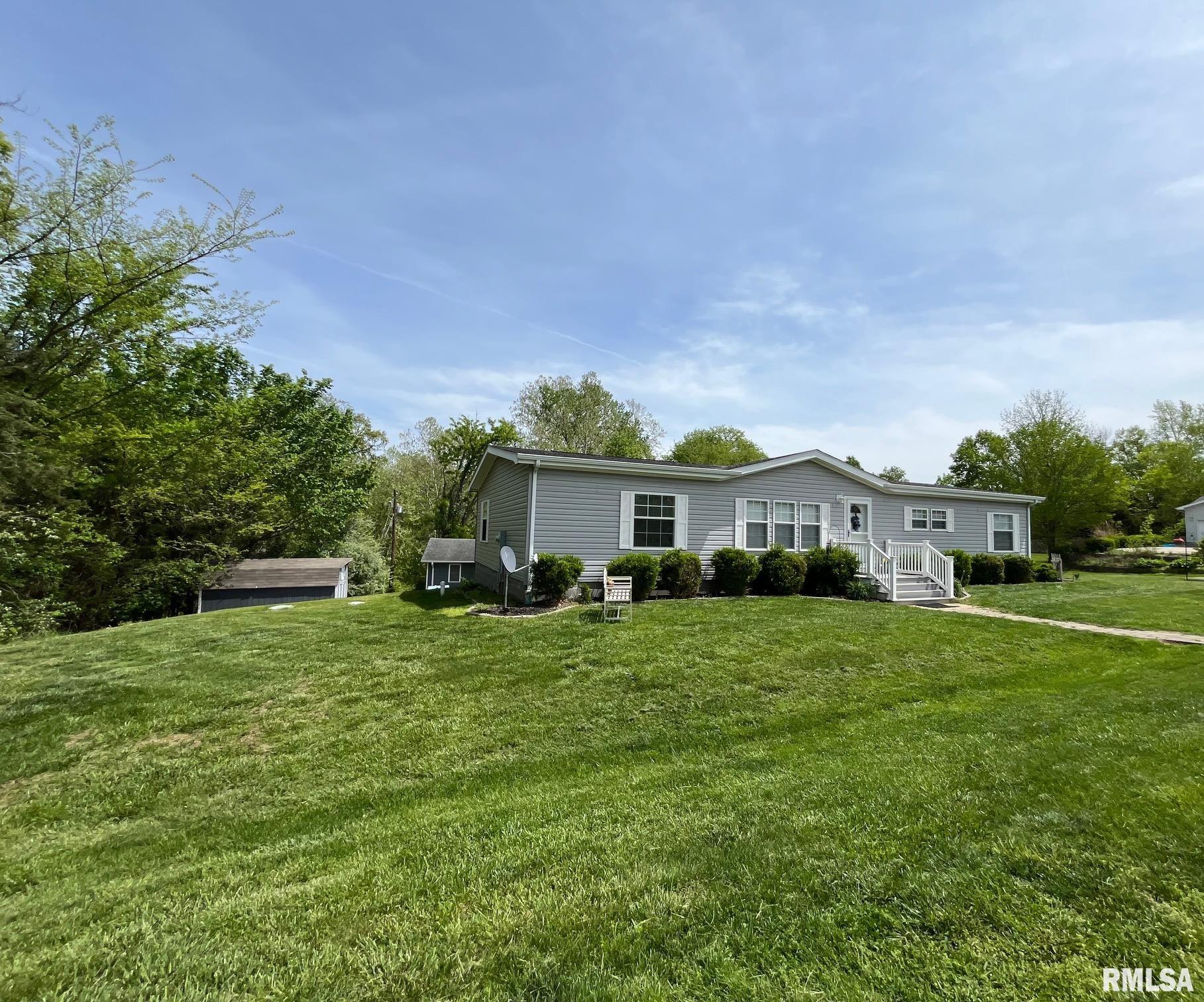 20 Hidden Creek Road Carbondale, IL 62903 - Photo 2 of 15 Gallery Image 2