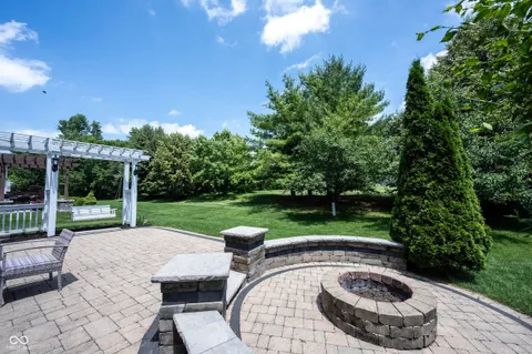$570,000 | 13111 Avon Cross Way, Fishers, IN 46037