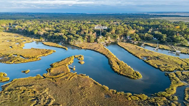 $399,900 | 1222 River Drive, Townsend, GA 31331