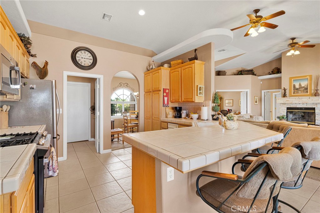 14128 Rincon Road Apple Valley, CA 92307 - Photo 23 of 53