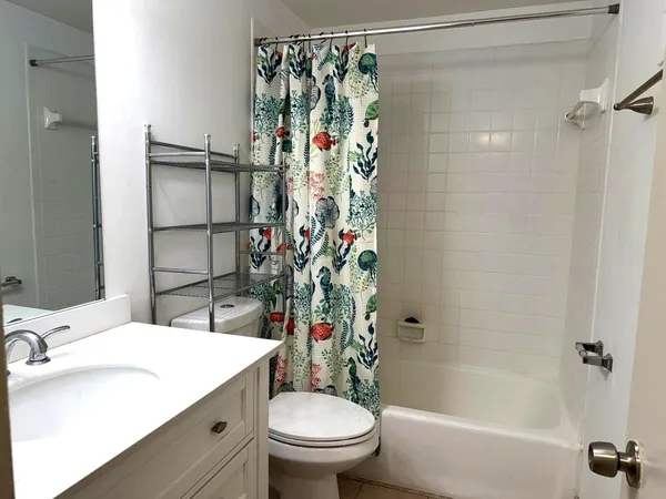 $2,400 | 644 Northwest 13th Street, Unit 310, Boca Raton, FL 33486