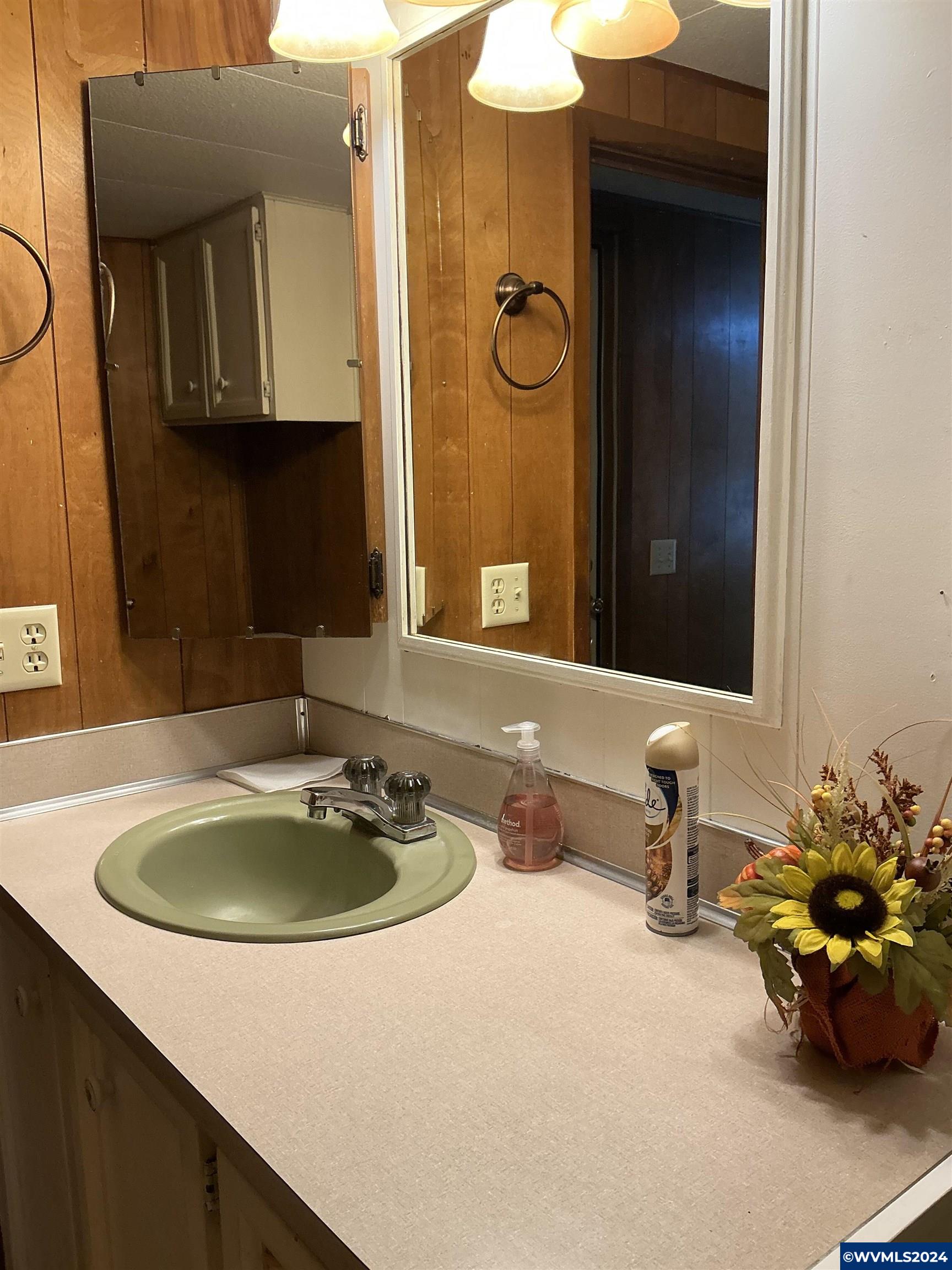 5422 Portland Road Northeast, Unit 19 Salem, OR 97305 - Photo 15 of 26