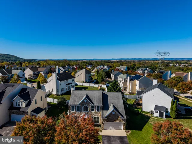 $485,000 | 124 Evergreen Circle, Dillsburg, PA 17019