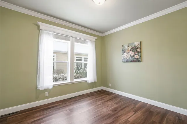 $325,000 | 1412 Scenic View, Grayslake, IL 60030