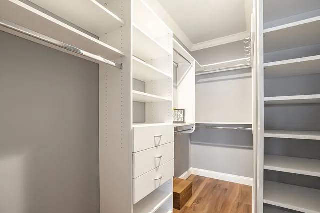 $325,000 | 1412 Scenic View, Grayslake, IL 60030