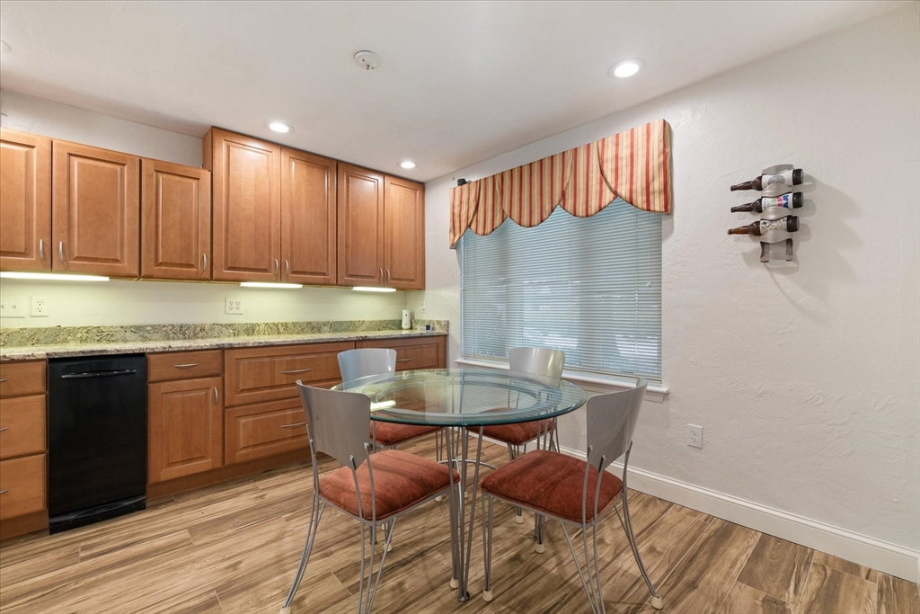 11 Cobblestone Lane, Unit 11 Worcester, MA 01606 - Photo 26 of 42