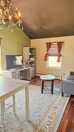 $2,500 | 315 Arcadia Road, Goshen, NY 10924