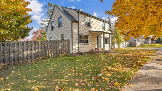 $295,000 | 3203 North 26th Street, Sheboygan, WI 53083