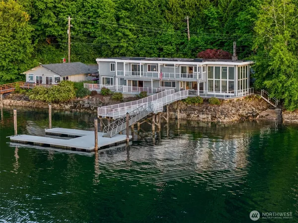 $2,500,000 | 7781 Highway 106, Union, WA 98592