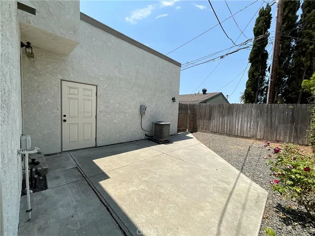 $4,295 | 2641 Santa Ana Avenue, Unit F, Costa Mesa, CA 92627
