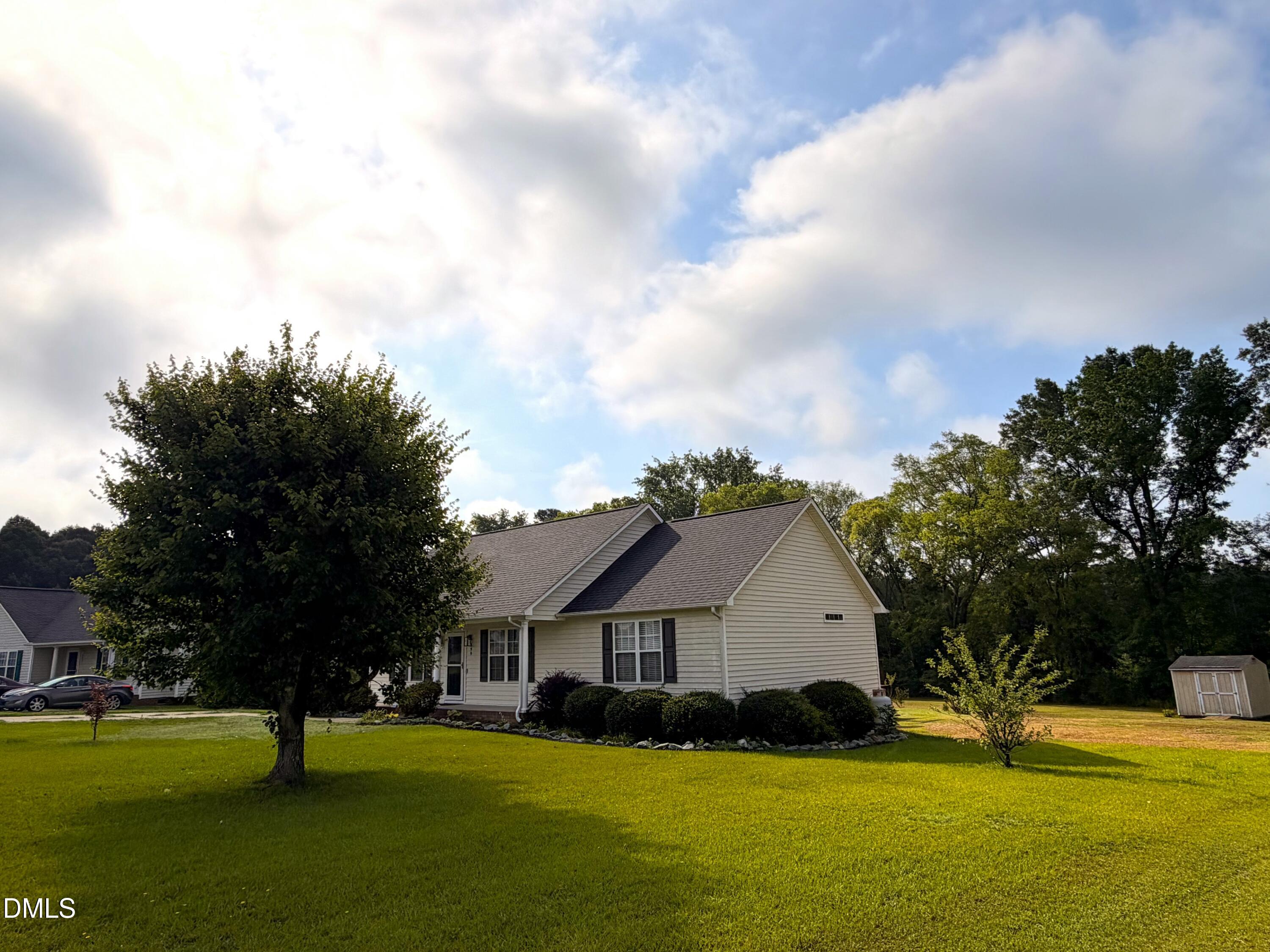 399 Reeder Branch Drive Clayton, NC 27520 - Photo 3 of 42 IMG_0034