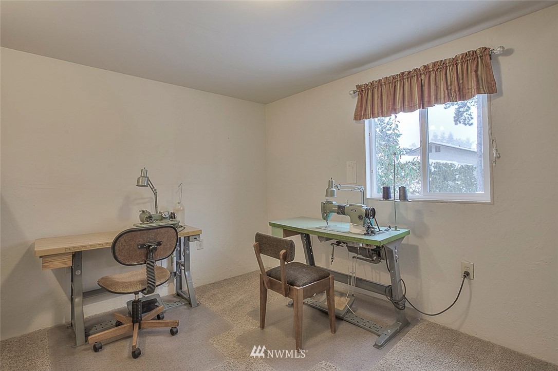 911 243rd Street Southwest Bothell, WA 98021 - Photo 18 of 25