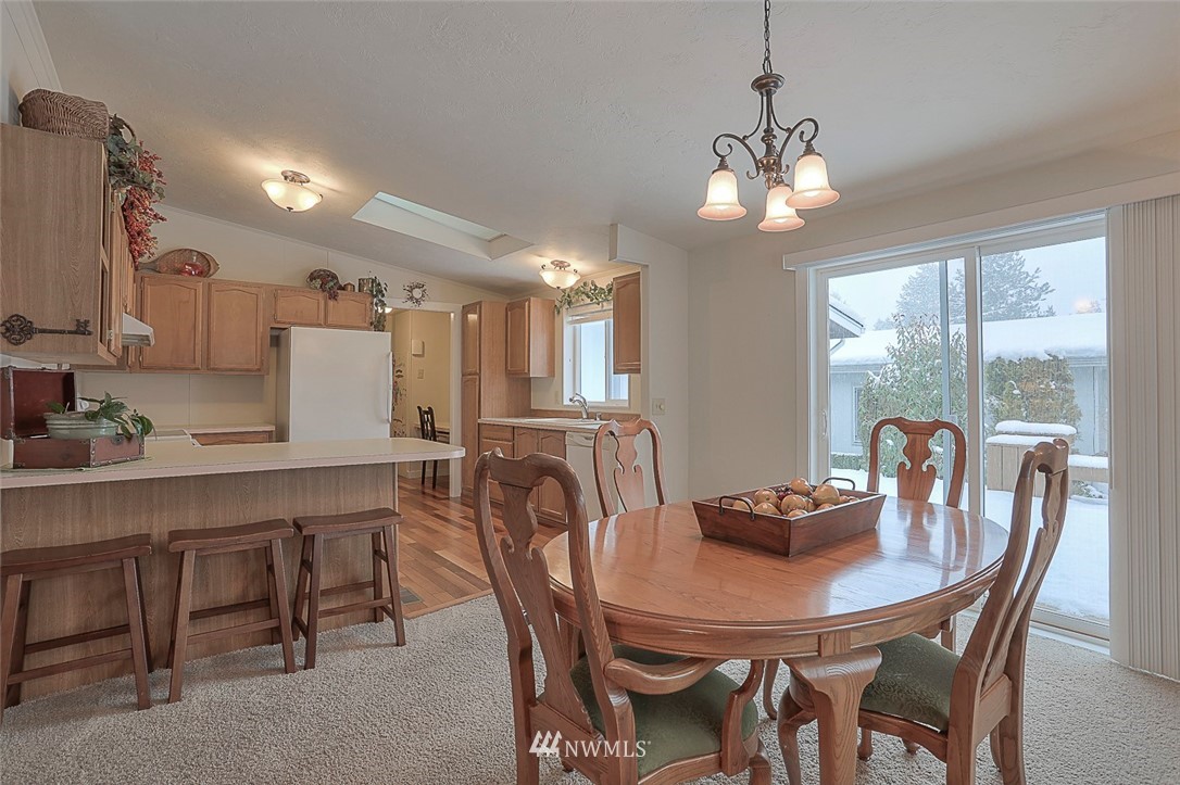 911 243rd Street Southwest Bothell, WA 98021 - Photo 10 of 25