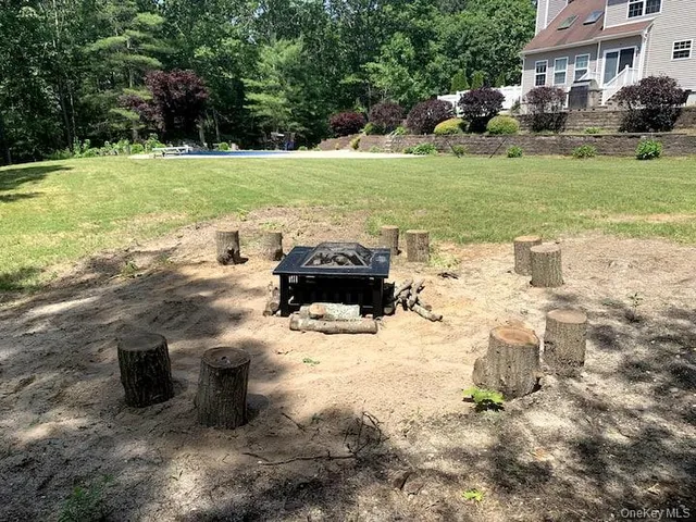 $949,999 | 1 Brittany Court, Ridge, NY 11961