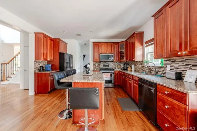 $949,999 | 1 Brittany Court, Ridge, NY 11961