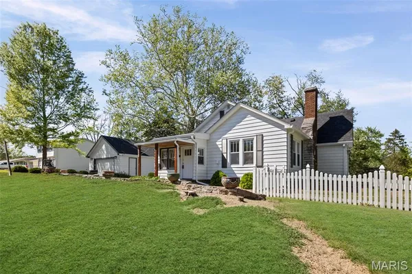 $475,000 | 528-530a&b Mill Street, Bethalto, IL 62010