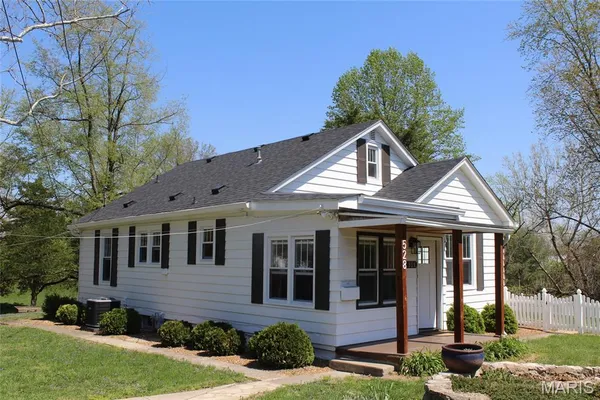 $475,000 | 528-530a&b Mill Street, Bethalto, IL 62010