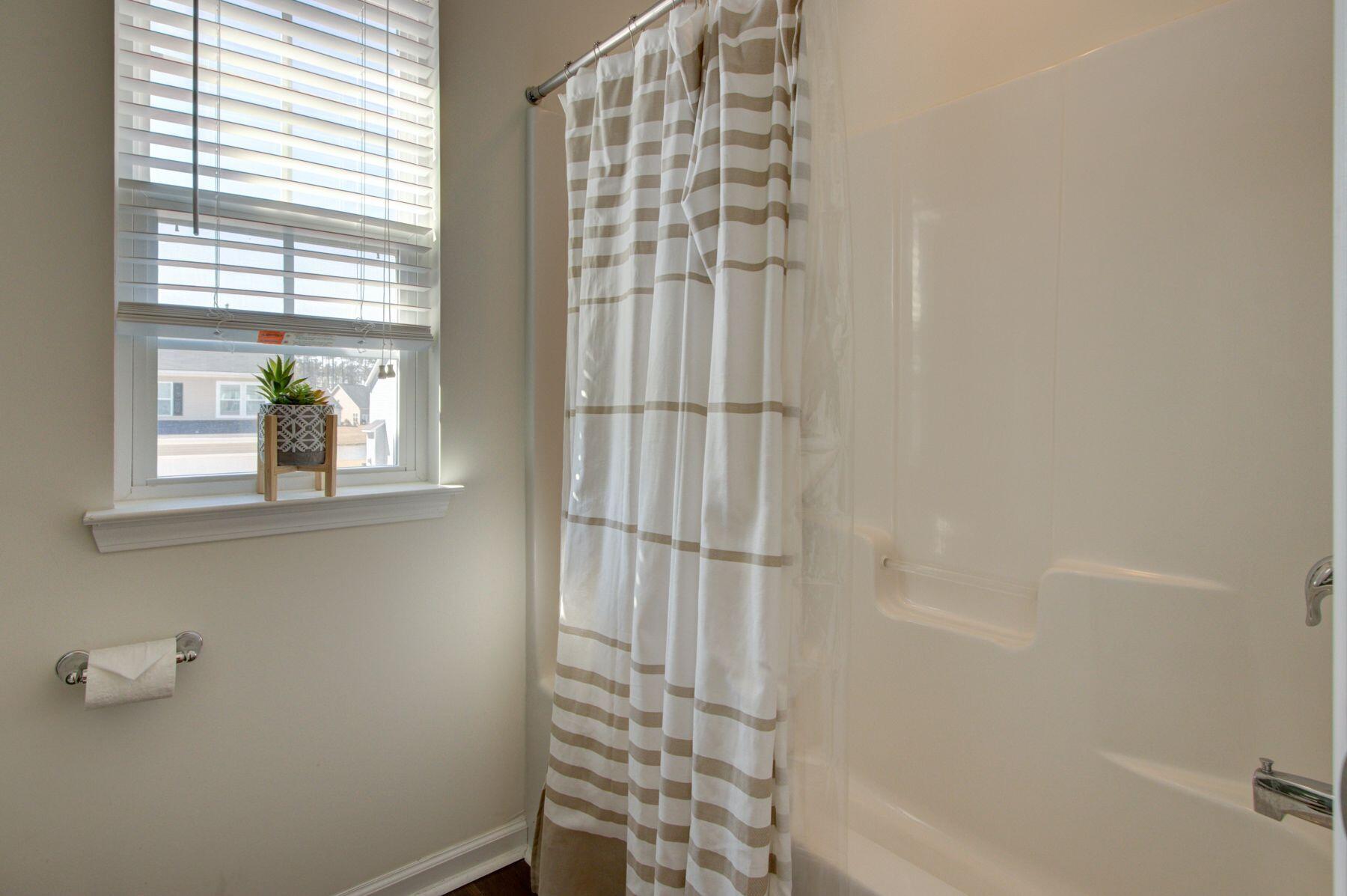 304 Saucer Road Summerville, SC 29486 - Photo 29 of 38 sau32