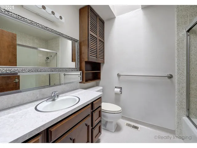 $589,900 | 6902 Southwest 2nd Avenue, Portland, OR 97219