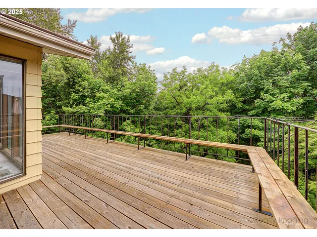 $589,900 | 6902 Southwest 2nd Avenue, Portland, OR 97219