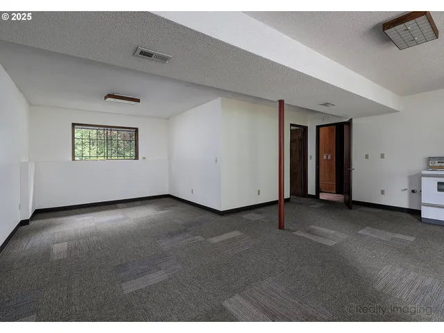 $589,900 | 6902 Southwest 2nd Avenue, Portland, OR 97219